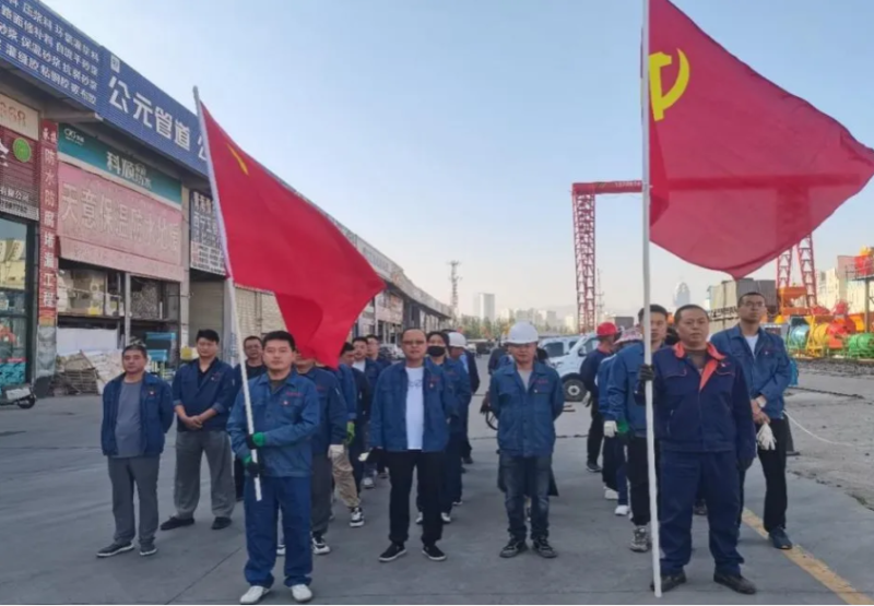 政企協(xié)作同抓共管 構建和諧安全園區(qū)——配送公司黨工團聯合北區(qū)城管開展環(huán)境整治主題活動