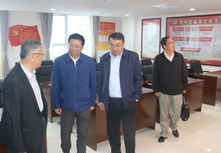 青海省副省長、省國資委黨委書記、主任王黎明，蒞臨省物產(chǎn)集團(tuán)調(diào)研指導(dǎo)工作